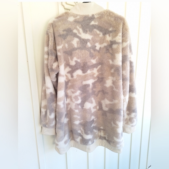 Columbia Fluffy Fleece - Picture 3 of 6